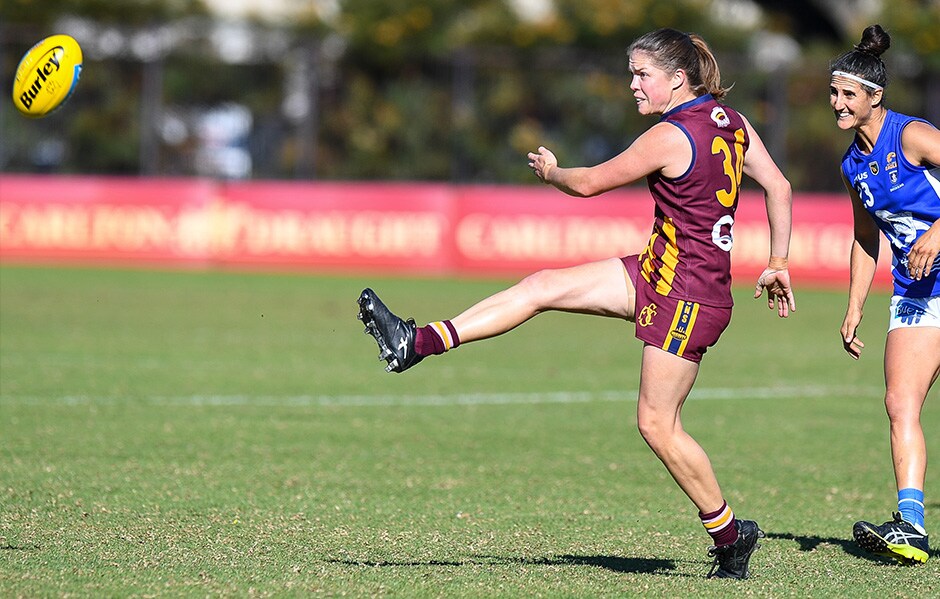 leah mascall subiaco waflw 155.jpg Leah Mascall in action for Subiaco (Photo by Gary Day). - Fremantle,Fremantle Dockers,AFLW